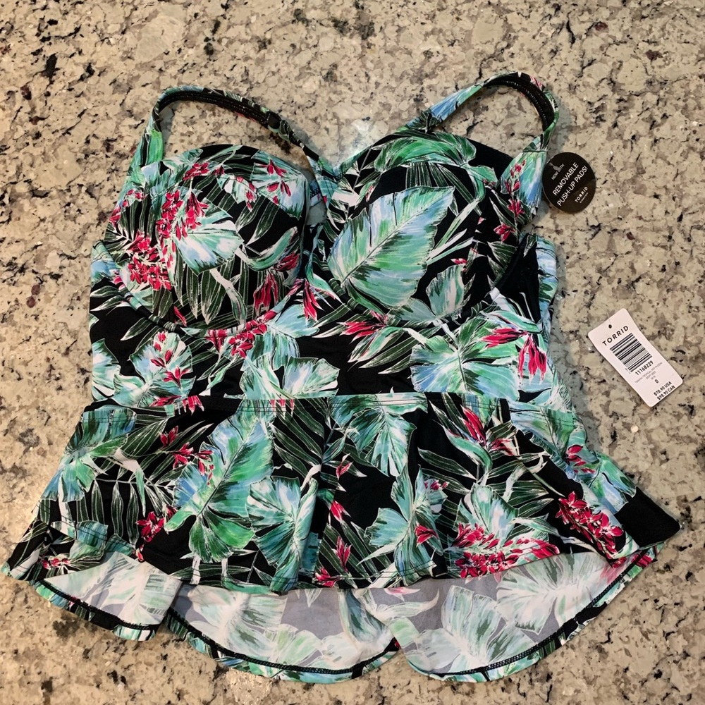 Torrid tankini NWT size 0 floral